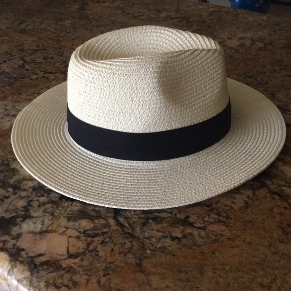 Hat - Picture 2 of 3